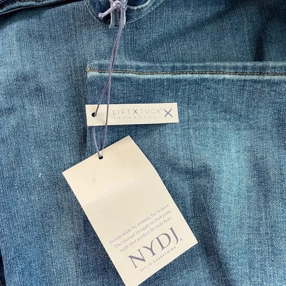 NYDJ Ami Skinny Women’s Jean Size 28WP • NWT • Lift Tuck Technology - Picture 4 of 8